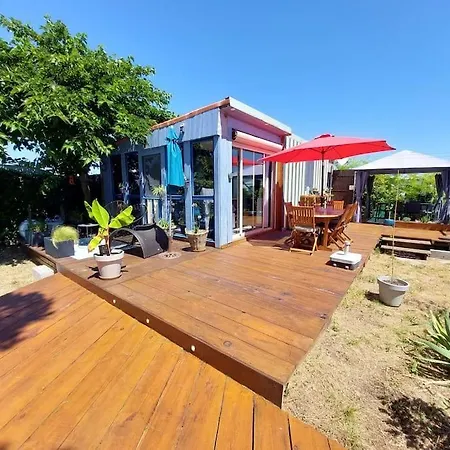 Chalé Chalet En Bois, Idealement Situe Pres De La Plage Des Seulieres